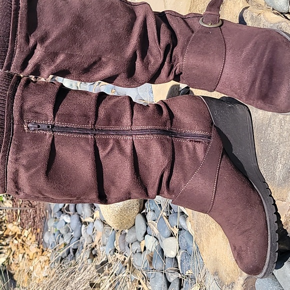 MUDD suede boots 👢 - Picture 3 of 5